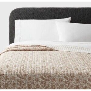 King Printed Cotton Voile Tonal Floral Quilt Ivory/Camel - Threshold: NEW